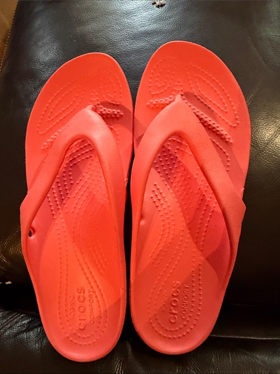 CROCS Shoes - CROCS Coral Foam Flip Flop Sandals